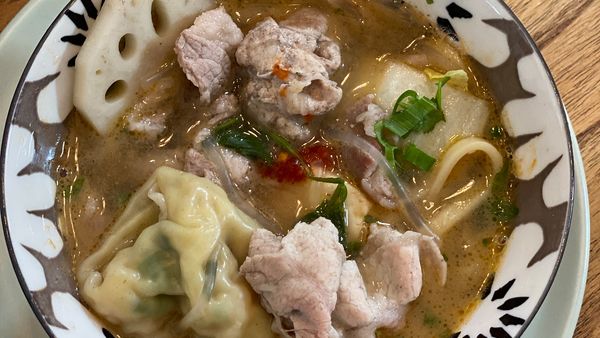 Simply Ming - Tsai Family Hot Pot with Mom and Dad
