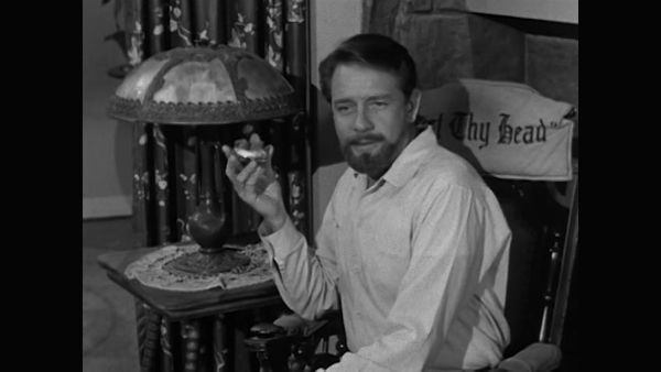 The Real McCoys - Luke Grows a Beard