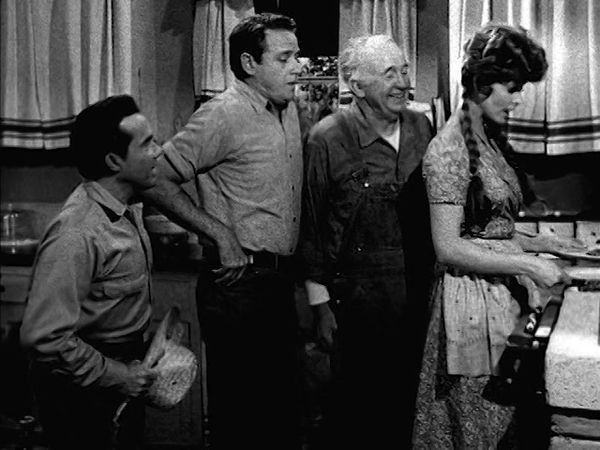 The Real McCoys - Grampa Pygmalion