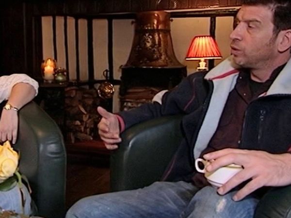 DIY SOS - Caravanning in Caersws