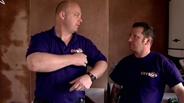 DIY SOS - A Home for Howards