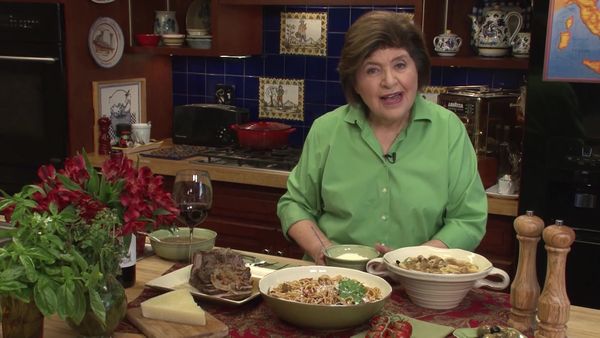 Ciao Italia - Classic Neapolitan Pasta; Pasta Classica Napoletana
