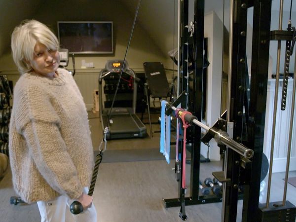MTV Cribs LT - Martha Stewart / Nick Young / Jordyn Woods