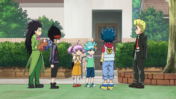 Beyblade Burst - ¡Una lección grupal: Especial Shakadera!