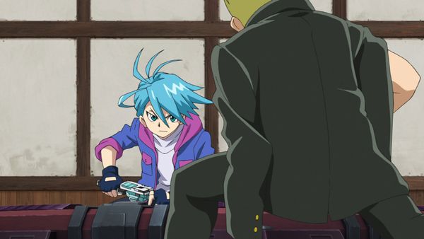 Beyblade Burst - ¡Roktavor contra Unicrest!
