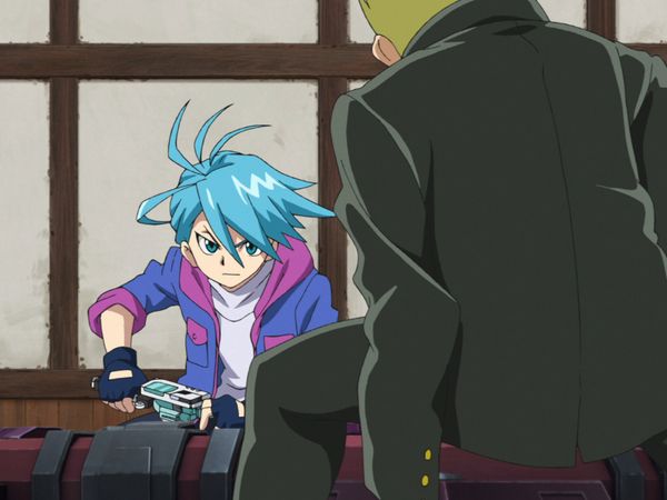 Beyblade Burst - ¡Roktavor contra Unicrest!