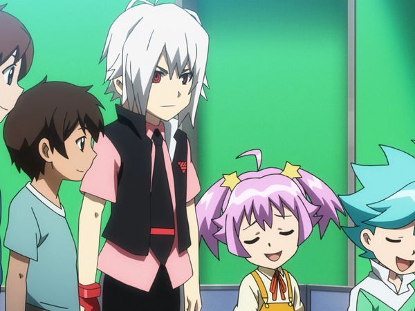 Beyblade Burst - ¡Blast off! ¡Rush launch!