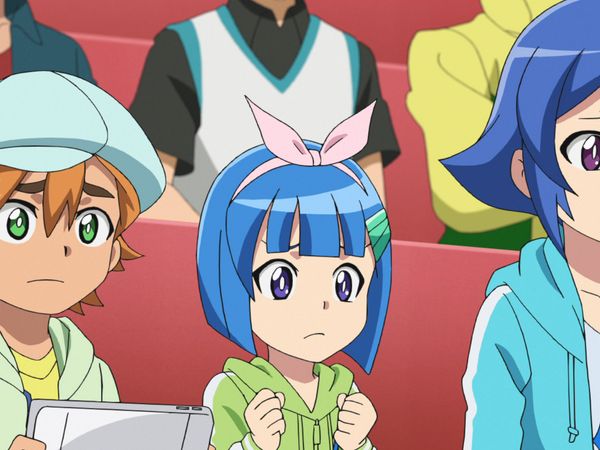 Beyblade Burst - ¡Ataque Sorpresa! ¡Kinetic Satomb!