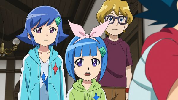 Beyblade Burst - Nuevos Compañeros! ¡Nuevos Rivales!