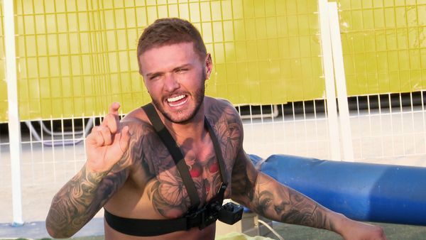 Geordie Shore - Hole In One