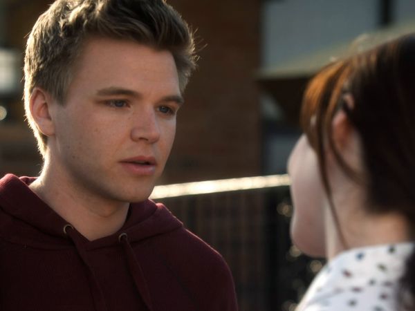 Awkward - Jenna vive