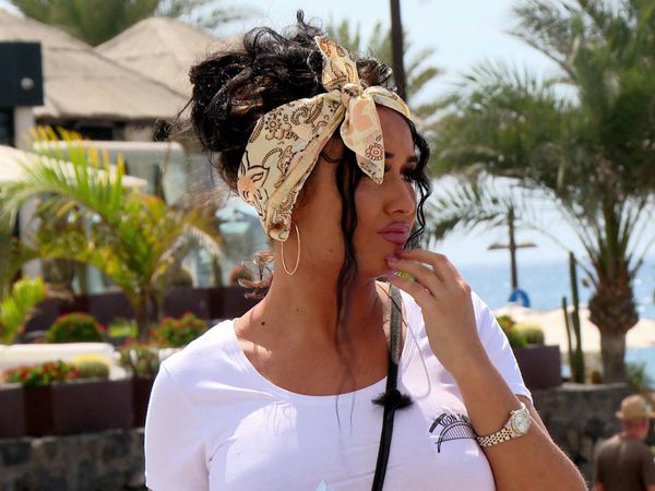 Geordie Shore - Chloe's First Date