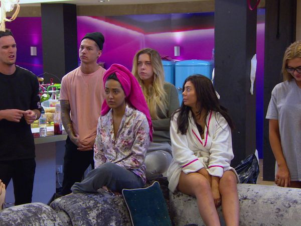 Geordie Shore - The Newbies Get Cut