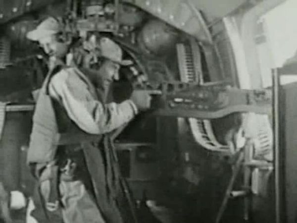 The Complete History of Air Combat - B-24 Liberator: View from the Cockpit