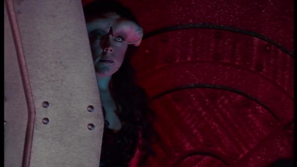 Farscape - Farscape: S1 E3 - Back And Back And Back To The Future