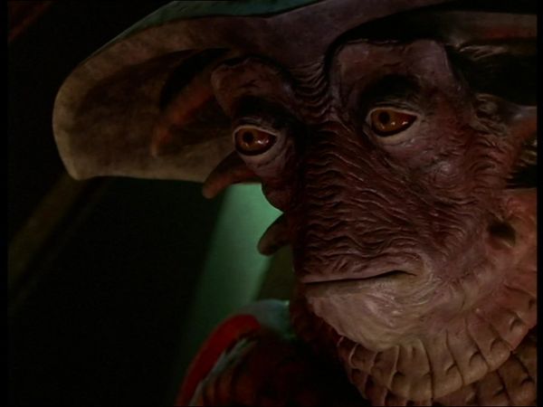 Farscape - Farscape: S1 E22 - Family Ties