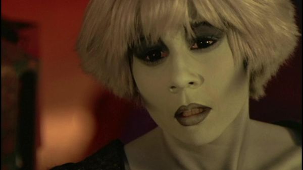 Farscape - Farscape: S2 E7 - Home On The Remains