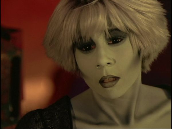 Farscape - Farscape: S2 E7 - Home On The Remains