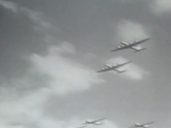 The Complete History of Air Combat - Bombs Away: D-Day and Japan