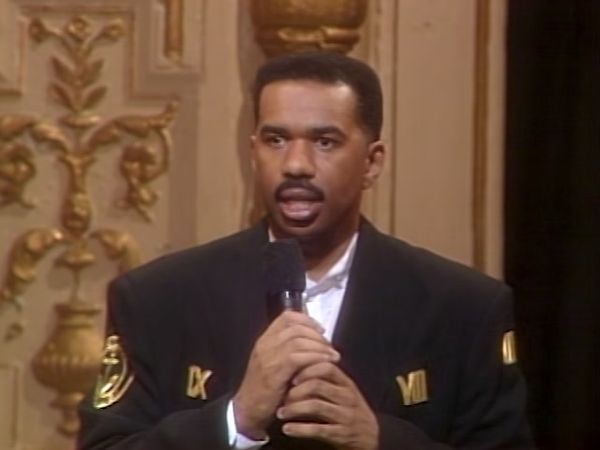 It's Showtime at the Apollo - Episode 702