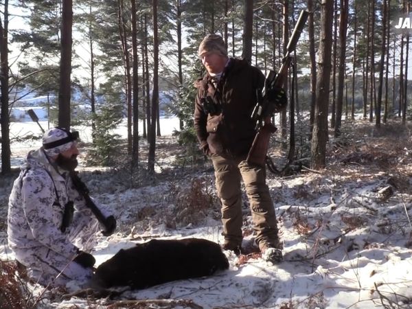 Jakt Är Jakt - Dovpyrsch & Jompen Och Stoffe Jagar