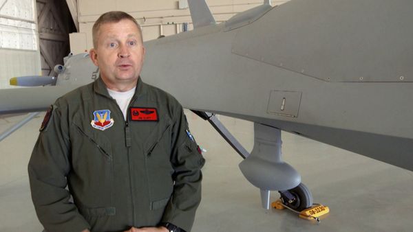 Guerreiros do Ar - Drones