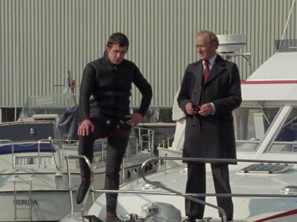 The Professionals - Kickback