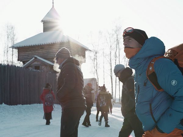 Best of Collection - World of Freesports / Mountain sports & Climbing - WOF 202037: Dani Arnold - Ice Climbing at Lake Baikal