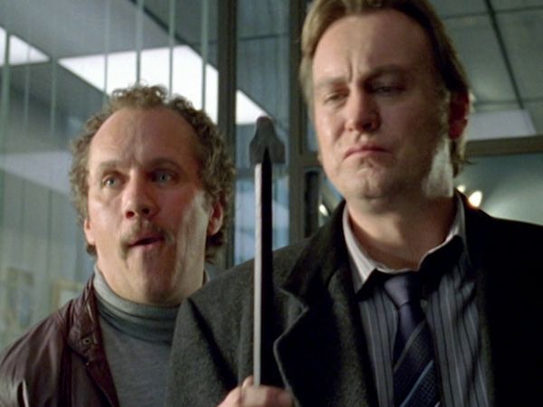 Ashes to Ashes - Il canale della verità