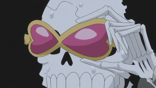 One Piece - BIG GUNS ASSEMBLED! THE DANGER OF THE FAKE STRAW HATS!