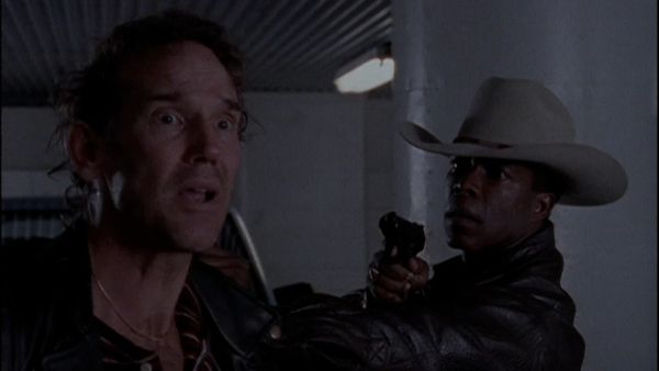 Walker Texas Ranger - Syklon