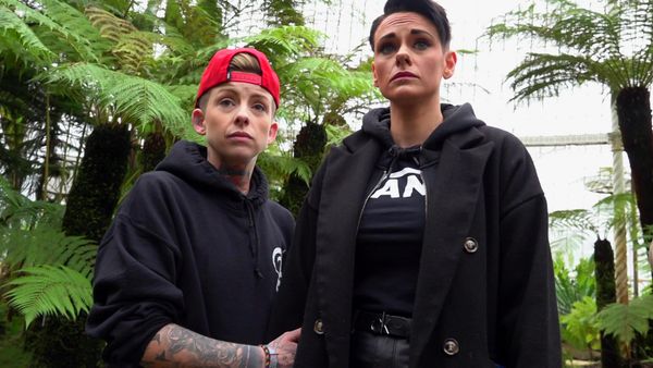 Catfish (UK) - Cole, Abbie & The Fanpage