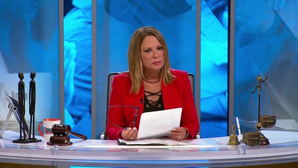 Caso Cerrado (LAS) - Manny el balanceador/Separados por el mar