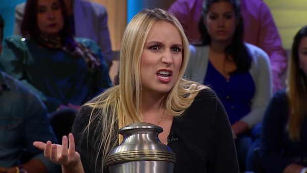 Caso Cerrado (LAS) - Entierro equivocado/Arma electrónica