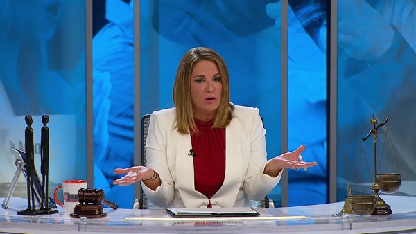 Caso Cerrado (LAS) - Los indeseables / Zorra asesina