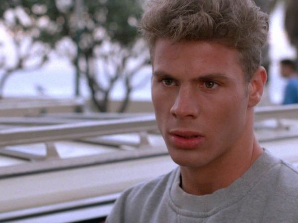 Baywatch - Kicks