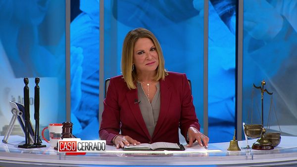 Caso Cerrado (LAS) - El defecador / Hashtag angelito desnudo