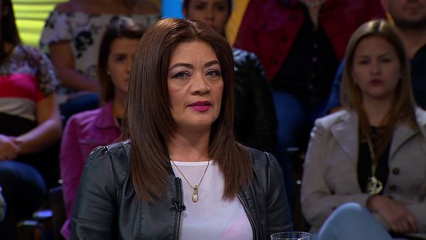 Caso Cerrado (LAS) - Abrazoterapia/Surgió entre la tierra