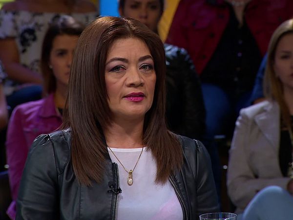 Caso Cerrado (LAS) - Abrazoterapia/Surgió entre la tierra