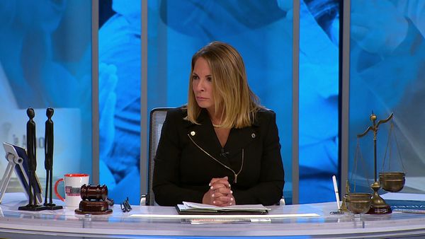 Caso Cerrado (LAS) - Quién ganó la pelea / Tres contra una