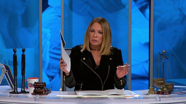 Caso Cerrado (LAS) - La cara de la vida / Vajilla familiar