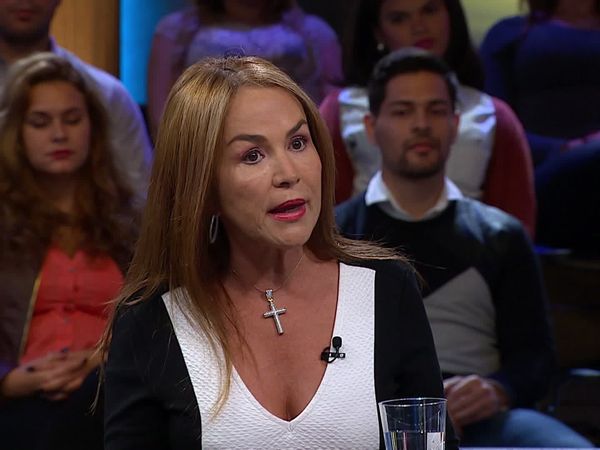 Caso Cerrado (LAS) - Regresión equivocada / Juego de pícaros