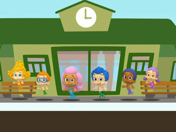 Bubulle Guppies - La course de train Triple Voie