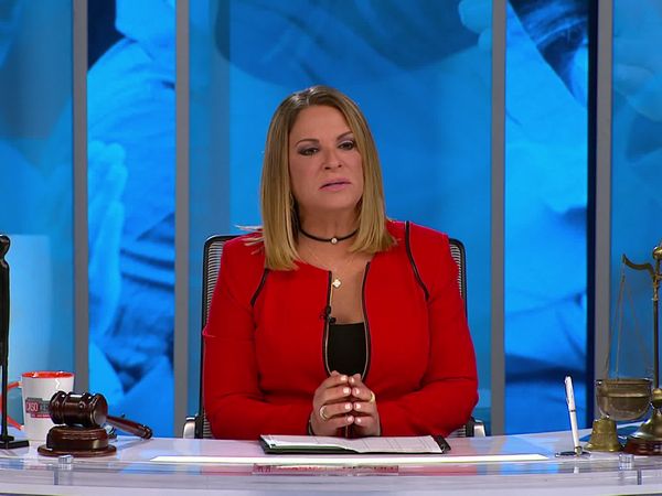 Caso Cerrado (LAS) - Senos en la carretera / Todo te acusa
