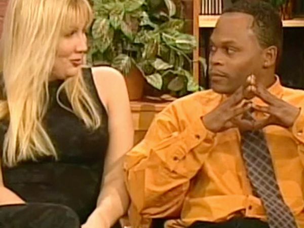 The Jerry Springer Show - Honey, I'm Really A Guy