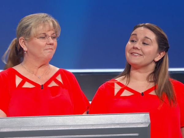 Emogenius - Team Little Apple Tree vs. Team Dental Duo