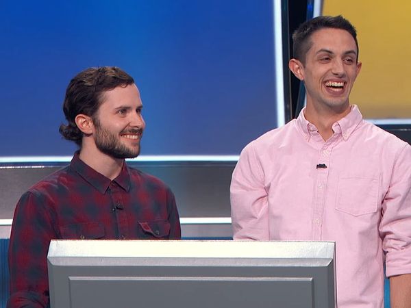 Emogenius - Team Boston Bros vs. Team Mixed Nuts
