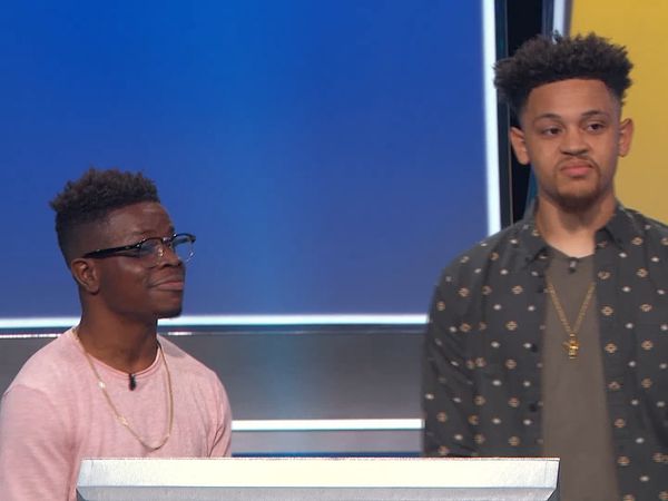 Emogenius - Team Southern Charm vs. Team School Spirit