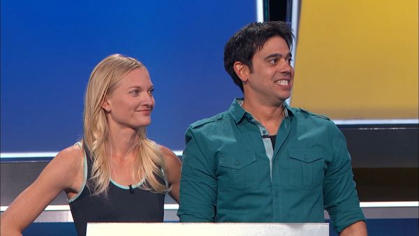 Emogenius - Team Mini Mountaineers vs. Team Sex Ed