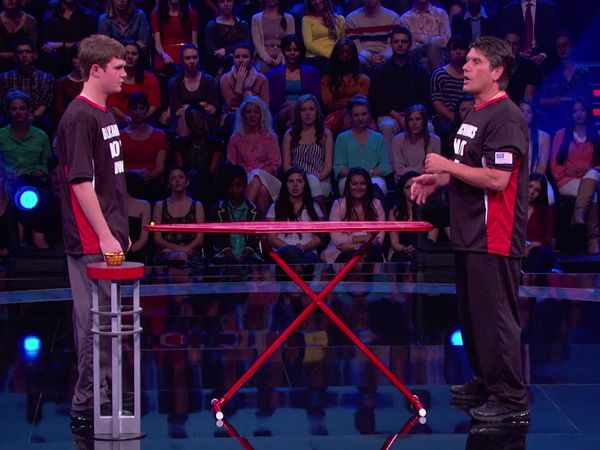 Minute To Win It - Team Blackhawks Not Down